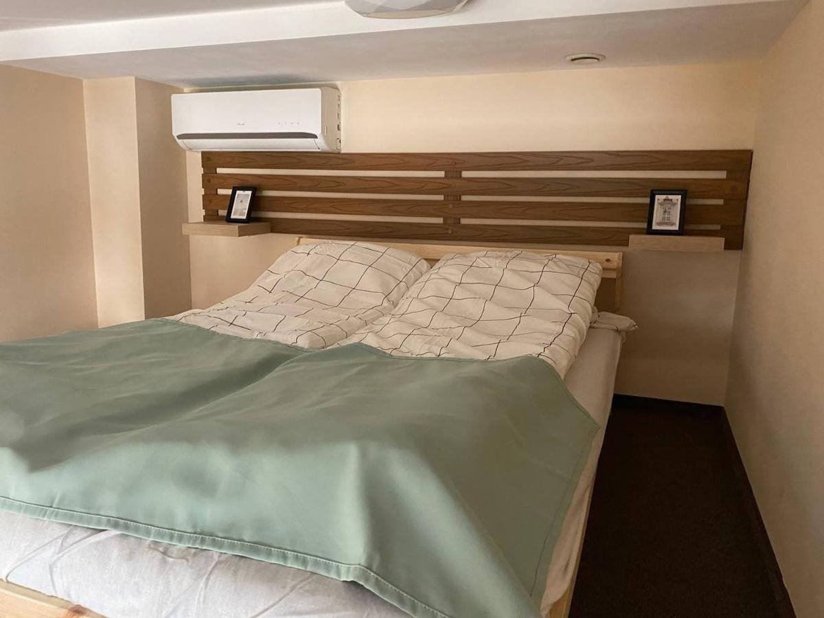 Apartamenty Dobra Noc Przy Wawelu 2 Bedrooms Krakau Buitenkant foto