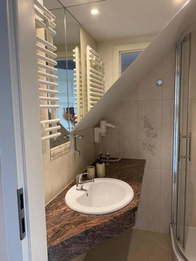 Apartamenty Dobra Noc Przy Wawelu 2 Bedrooms Krakau Buitenkant foto