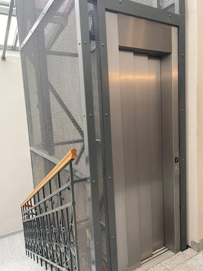Apartamenty Dobra Noc Przy Wawelu 2 Bedrooms Krakau Buitenkant foto