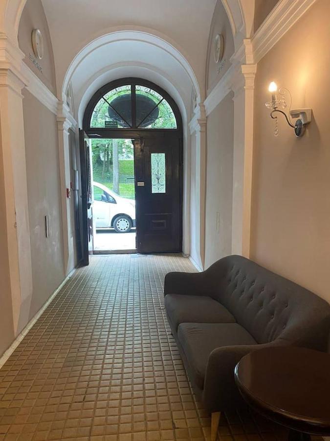 Apartamenty Dobra Noc Przy Wawelu 2 Bedrooms Krakau Buitenkant foto